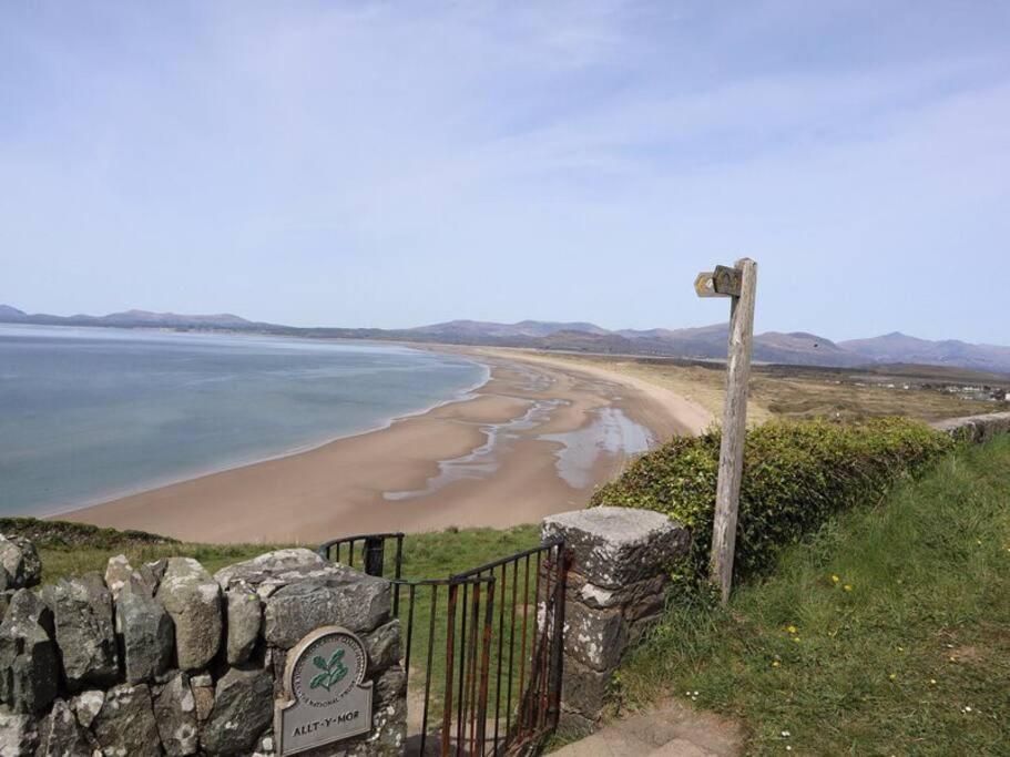 Harlech/Huge Three Bedroom/Best Location Llanbedr  Exterior foto